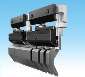 Der Presse-Bremsbearbeitungshoch-maschinellen Bearbeitung 100 Tonne CNC Amada CAD-Entwurf Genauigkeit