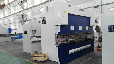Automatische Bescheinigung CNC-Presse-Bremsstahlplatten-verbiegende Maschine ISO 9001