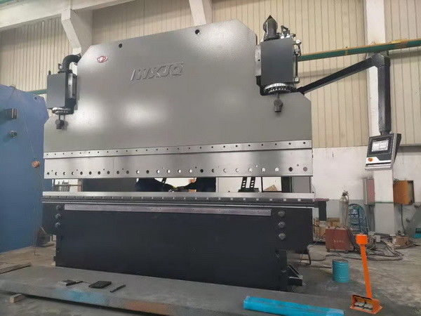 Platte, die hydraulische Presse-Bremse CNC 600 t-Druck CER bestätigt verarbeitet