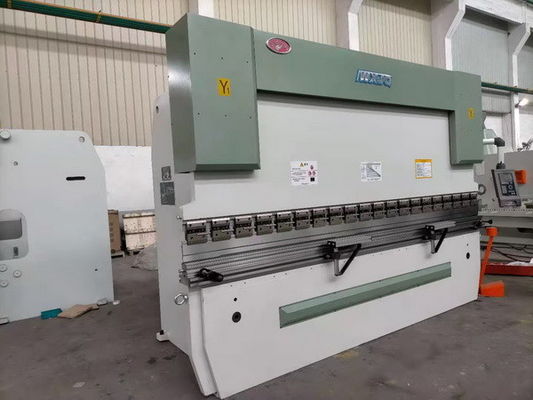 125T Kraft-CNC-Hydraulische Druckbremse WE67K125/3200 für die Metallverarbeitung