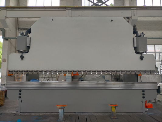 kaufen CNC-Hydraulikpresse mit 200 mm maximalem Hub, 5,5 kW bis 55 kW Motorleistung und 7000x2000x2500 mm Abmessungen für die Metallbearbeitung online manufacture