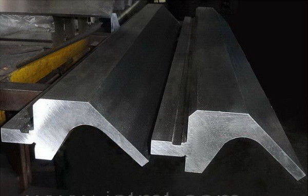 100T Druckbremse Gänsehals Werkzeug Single V Prozess Formen Biegen Formen sterben