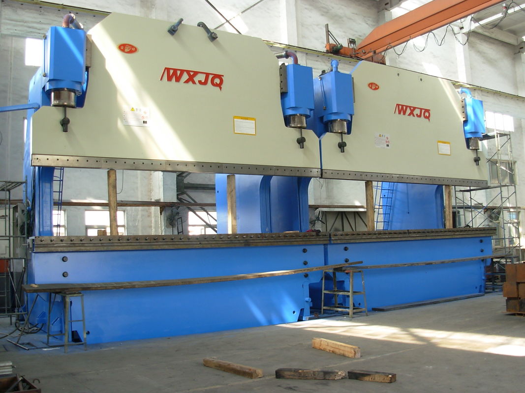 3500 Tonnen CNC Hydraulik Tandem Press Bremse Max. Biegewinkel 30-180 Grad