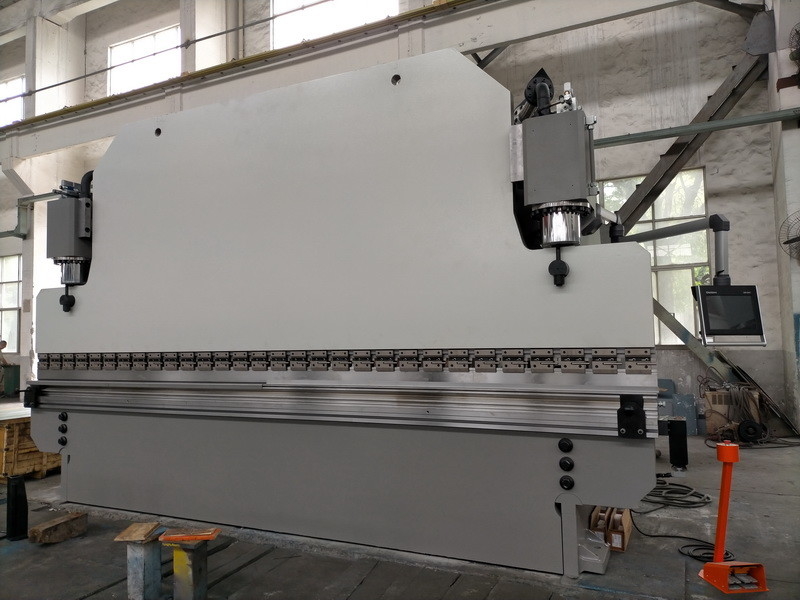 600T CNC-Hydraulikpresse Bremse 14m Länge für das Biegen und Formen von Metallblechen