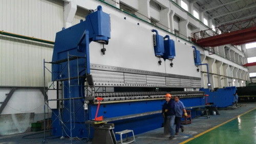 14m Länge CNC Hydraulic Tadem Press Bremse1300 Tonnen Druck Biegen U Stahl