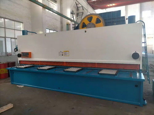 6m Länge Cnc hydraulischer scherender Stärke-Edelstahl des Maschinen-Schnitt-8mm